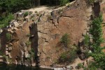 Lomy Štěnovice - neparavidelná bloková odlučnost granodioritu