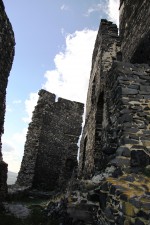 Hrad Hazmburk - zbytky paláců horního hradu