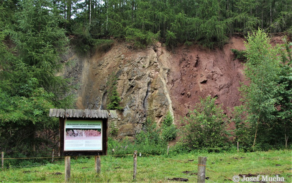 Malé Svatoňovice - bunkr - celkový pohled na lokalitu