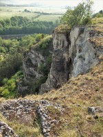 Kotýz - vysoké vápencové stěny masivu Kotýz