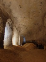 Kaolínový důl Nevřeň - hlavní chodba vysoká až 12 metrů