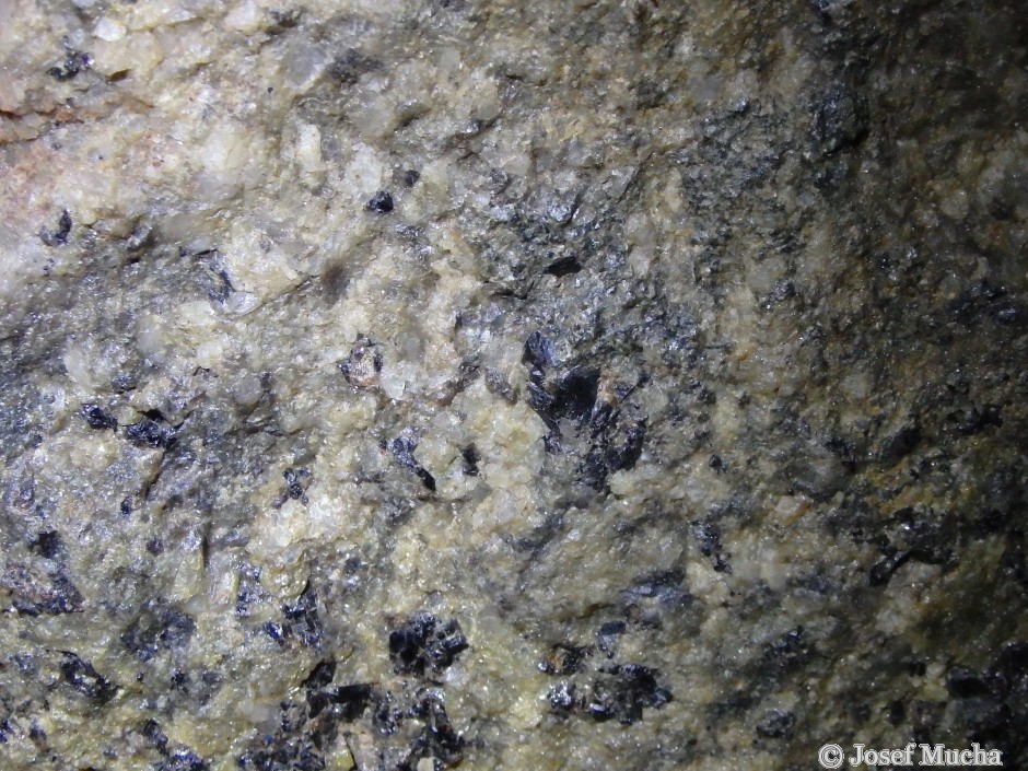 Důl Jeroným - granit (žula) karlovarského plutonu - detail