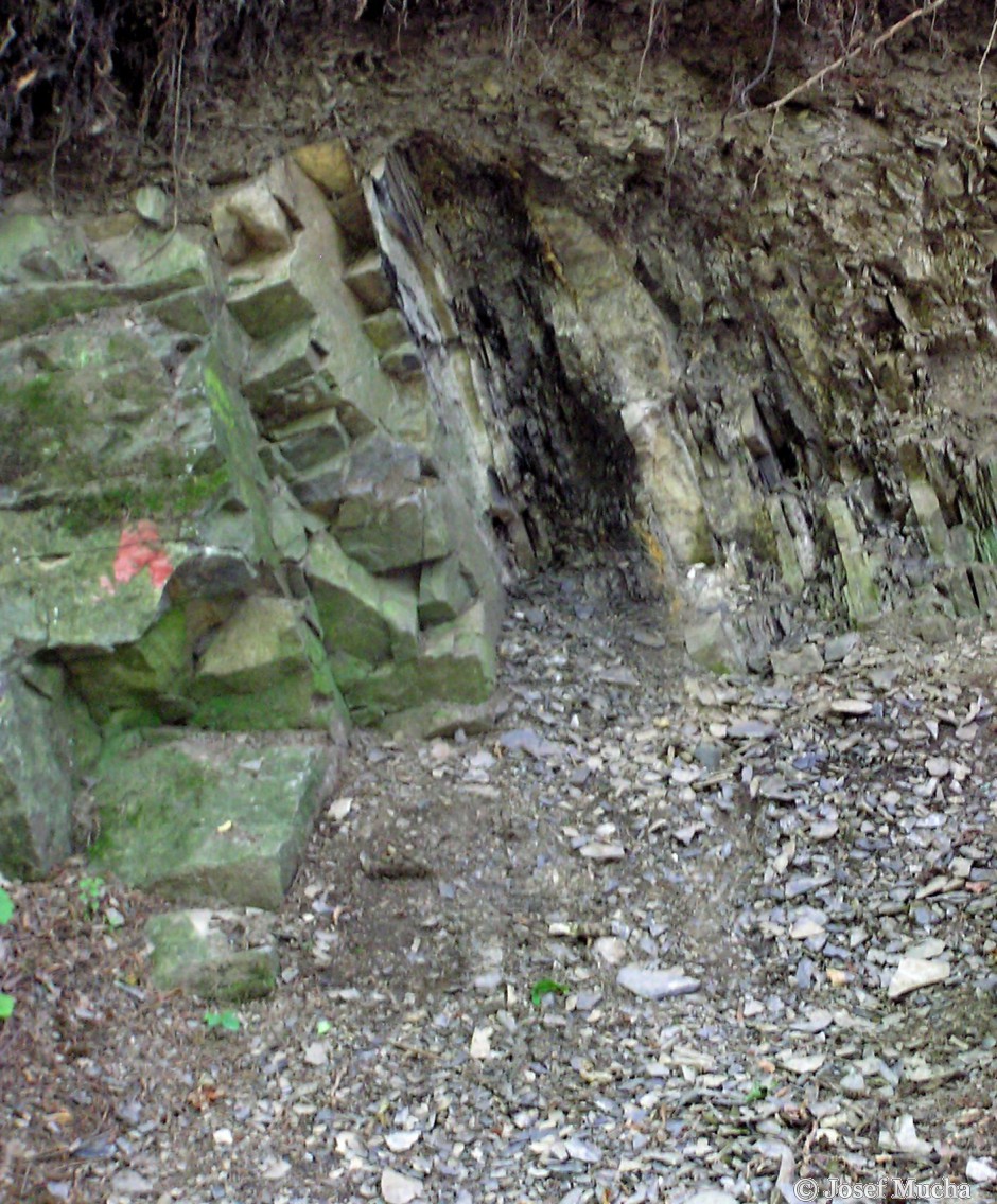 Kačácký event - Karlštejn - stav roku 2004